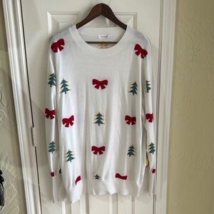 Festive White Sweater with Red Bows and Green Trees